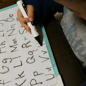 4男のアルファベット練習！の画像