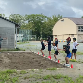 立ち幅跳び⑩の画像