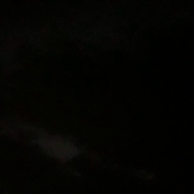 激しい雨の後の画像