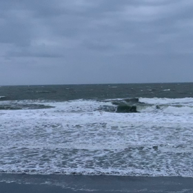 3月14日千葉北、東浪見の朝の波の画像