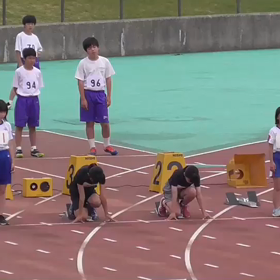 ６年女子100ｍ １組目の画像