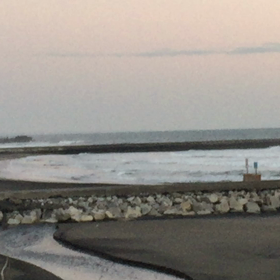 12月15日千葉北、東浪見の朝の波の画像