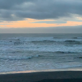 3月27日千葉北、東浪見の朝の波の画像