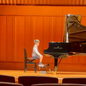 4歳ピアノ男子ガラコンサートの画像