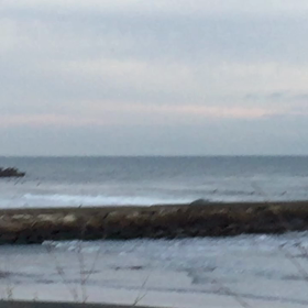 12月3日千葉北、東浪見の朝の波の画像