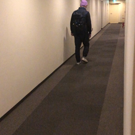 夫の見送りの画像