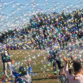 シャボン玉お兄さんの画像