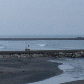 10月12日千葉北、東浪見の朝の波の画像