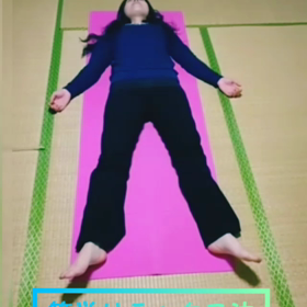 家でストレス解消運動の画像