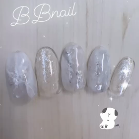 ホワイトネイルの画像