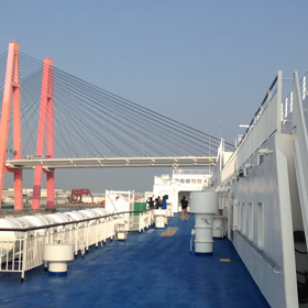 トリトンくぐれば金城埠頭(ノ_＜)の画像