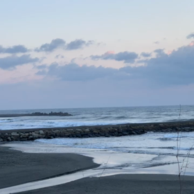 3月25日千葉北、東浪見の朝の波の画像