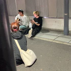 ストリートミュージシャンの画像