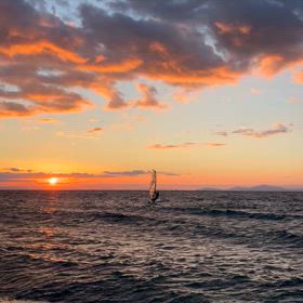 冬空の下の画像