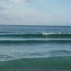 Ａｘｉｓ　Ｓｕｒｆ：ＢＯＳＳ・・・貸切一人だけでサーフ：ライディング映像！！の画像