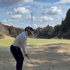 バンカー、アプローチもフォローが大事の画像