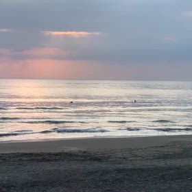 2月15日千葉北、東浪見の朝の波の画像