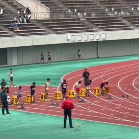 ５年男子100 m③の画像