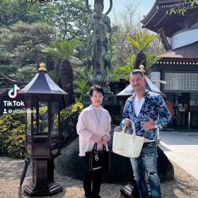 お墓参りの画像