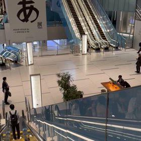 雨の金曜日、虎ノ門の画像