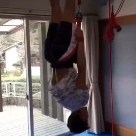 逆立ち？！の画像