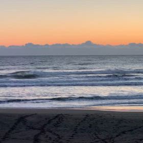 1月26日千葉北、東浪見の朝の波の画像