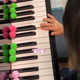導入期ピアノレッスンは、「むずかしい」と感じさせない工夫をしていますの画像
