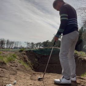 バンカー片手打ち！の画像