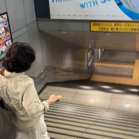 今日は出勤日らしいの画像