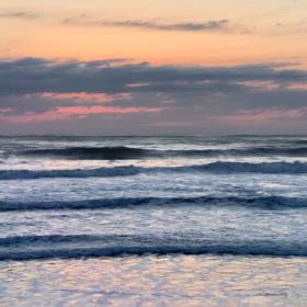 3月14日千葉北、東浪見の朝の波の画像