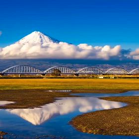 春霞の朝の画像