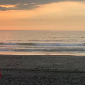8月18日千葉北、東浪見の朝の波の画像