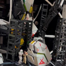 3解体匠機νガンダム　キャットウォークを差し替えるの画像