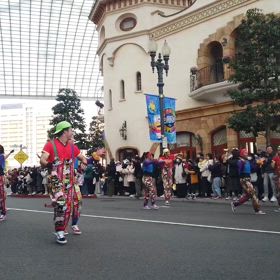 ユニバ、「NO LIMIT!パレード」 セサミストリートフロート（2024.2.3）（動画）。の画像