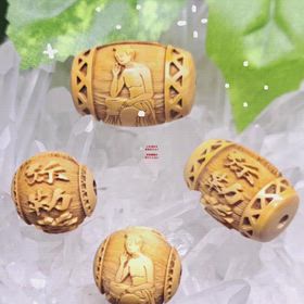 ✨弥勒菩薩 柘植ビーズ✨の画像