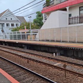 京成大久保駅の画像