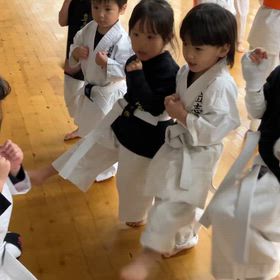 可愛い国のモノ族の画像