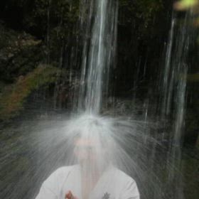 滝行を乗り越えての画像