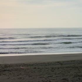 5月9日千葉北、東浪見の朝の波の画像