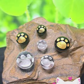 ✨肉球 手彫り玉✨の画像