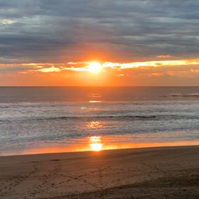 11月23日千葉北、東浪見の朝の波の画像