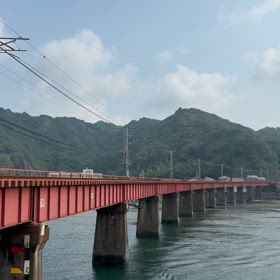 赤いくろしおの画像