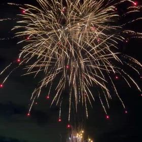 今日は万博で花火♪の画像