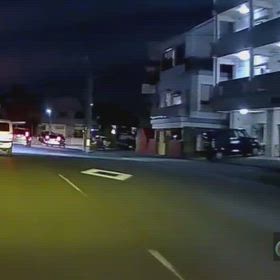 夜にライトを付けない大馬鹿者の画像