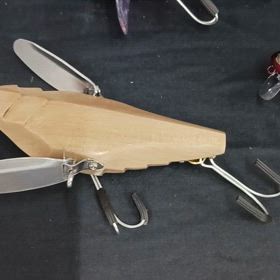 フロッグプロダクツゴルディニbig レッドブルースカムノイズ
