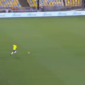 ボールの持ち方の違い　59歳と58歳の画像