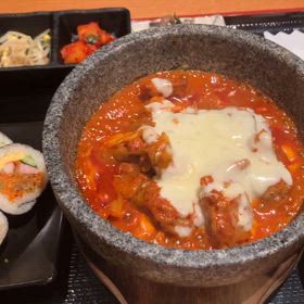 昨日は韓国料理店にの画像