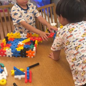 賑やかな孫の画像