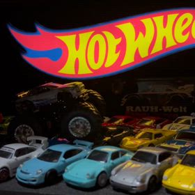 2 トイザらス限定　ホットウィール　（ベーシック）ロゴライトの画像