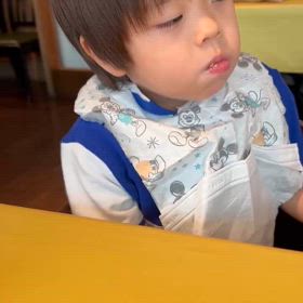 食べる息子☆の画像